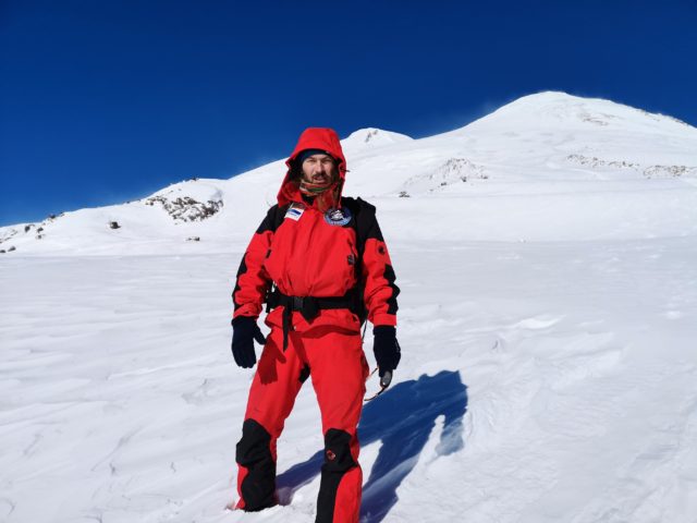 expedition on elbrus