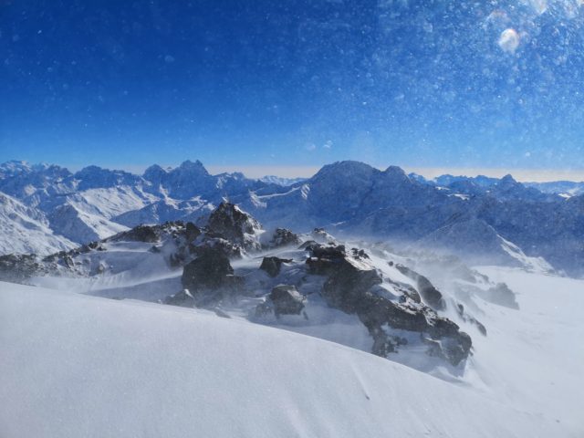 expedition on elbrus