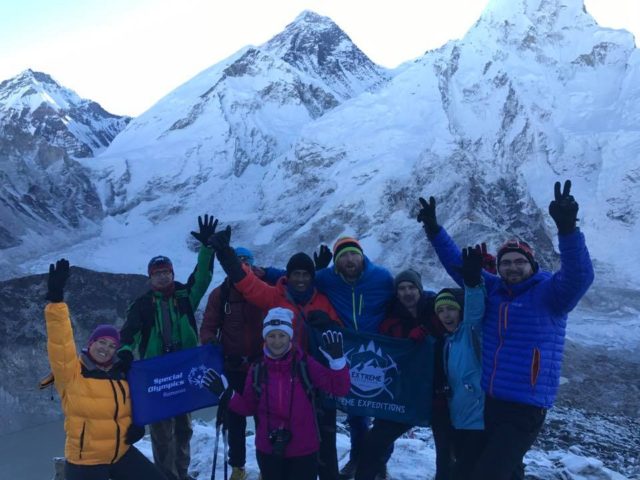 trekking everest base camp